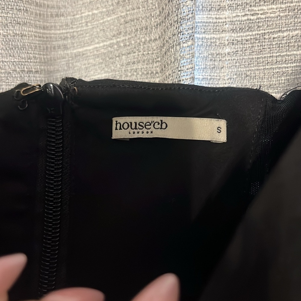 House of CB Black Sheer Sleeve Top - Picture 5 of 6